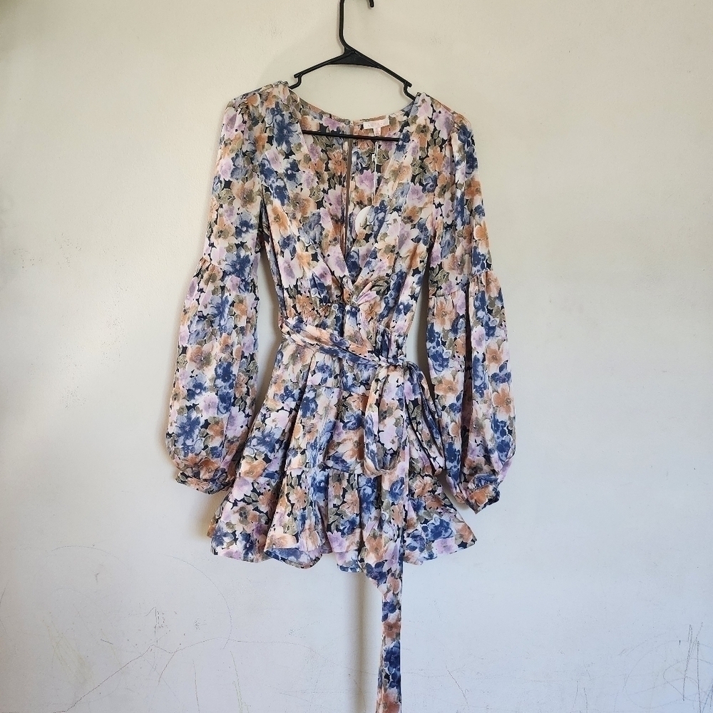 Luxxel Floral V-neck Long-Sleeve Mini Dress size Small